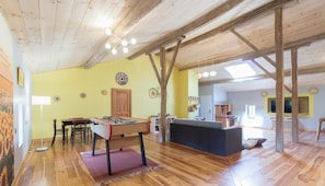 Spielezimmer