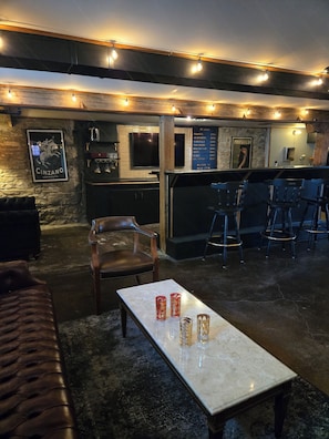 Bar (en la propiedad)