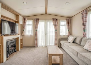 Kingfisher - Meadow Lakes Holiday Park, Nr St Austell