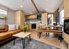 Moffat Lodge Pet - Beattock Manor Lodge Park, Moffat
