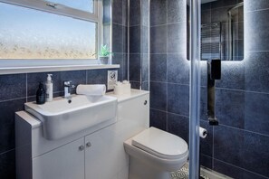 Bayview 87 - 2 Bedroom Chalet - Bayview Oxwich (7095)