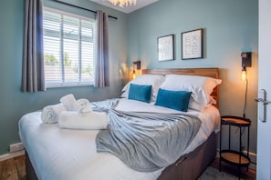 Bayview 87 - 2 Bedroom Chalet - Bayview Oxwich (7088)