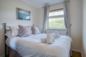 Bayview 72 - 2 Bedroom Chalet - Bayview Oxwich (7130)