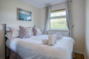 Bayview 72 - 2 Bedroom Chalet - Bayview Oxwich (7130)