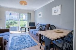 Bayview 72 - 2 Bedroom Chalet - Bayview Oxwich (7134)