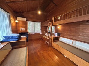 [Renovation scheduled for late June] A loft-equipped bedroom with an open ceiling. The bed will be replaced with a tatami mat. Please lay out your futon and sleep well.