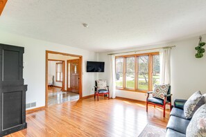 Living Room | 1st Floor | Books/Board Games