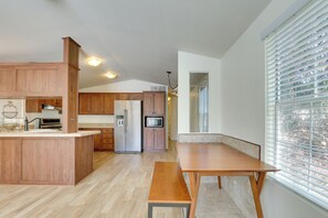Kitchen | Dining Area | Cooking Basics