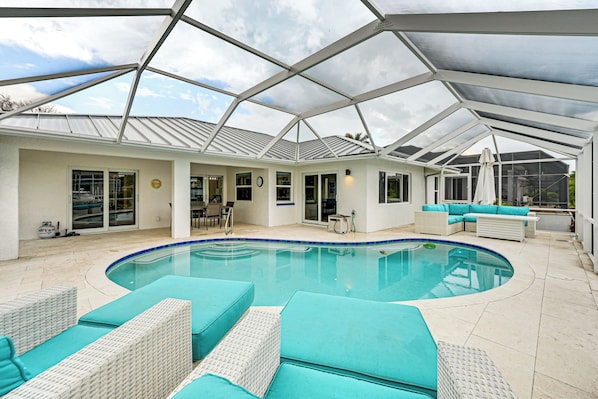 Marco Island Vacation Rental | 3BR | 2BA | 1,619 Sq Ft | 5 Steps Required