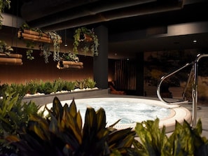 Jacuzzi