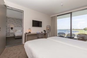 Unit with 2 King beds. Exact unit will be assigned upon arrival. Views, colors, and decor may vary.