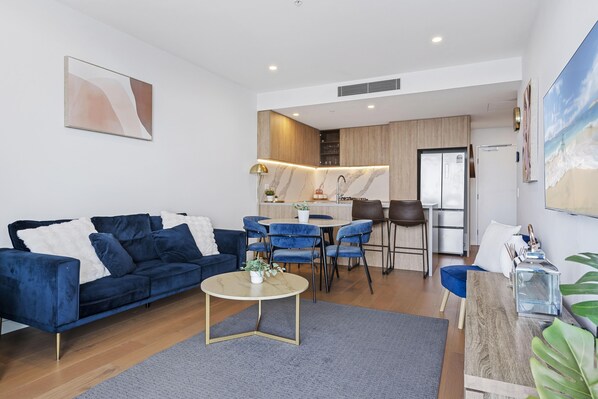 Spacious living area for the guests to relax