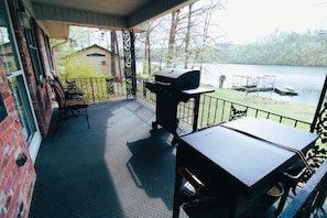 Patio with Grill and Blackstone