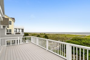 ,Deck,