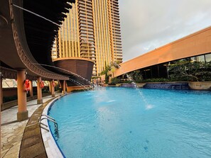 Infinitypool