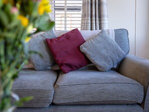Coussin, Canapé, Textile, Throw Pillow, Salon, Design Intérieur, Oreiller, Marron, Meubles