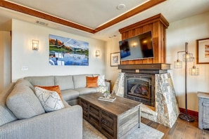 Luxury 2 Bedroom