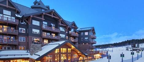 Peak 8 Ski In, Ski-Out Access