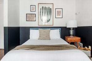 07 Bed
