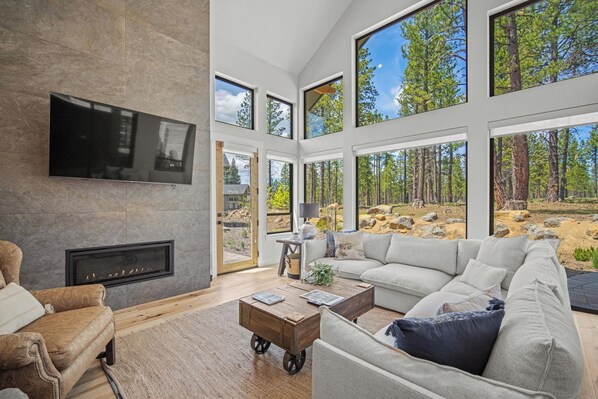 18160 Forestbrook-17
