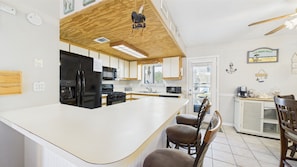 Kitchen breakfast bar with seating for 3