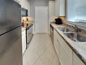Full Size Kitchen