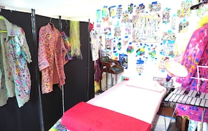 bed art wall