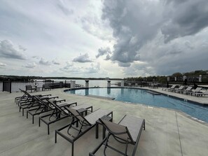 Take advantage of the complex amenities 