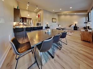 Indoors, Architecture, Building, Dining Room, Dining Table