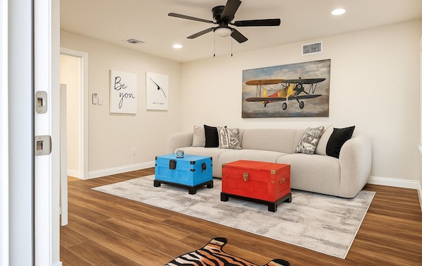 Stylish decor & vibrant accents create the perfect retreat for relaxation!