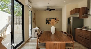 Mesa de Comedor - Dinning Table