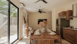 Mesa de Comedor - Dinning Table