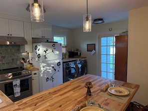 Full-size washer & dryer