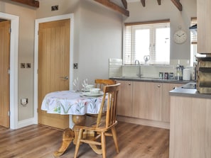 Kitchen/diner | The Stables - Metlands Farm Holidays, Bempton, near Bridlington