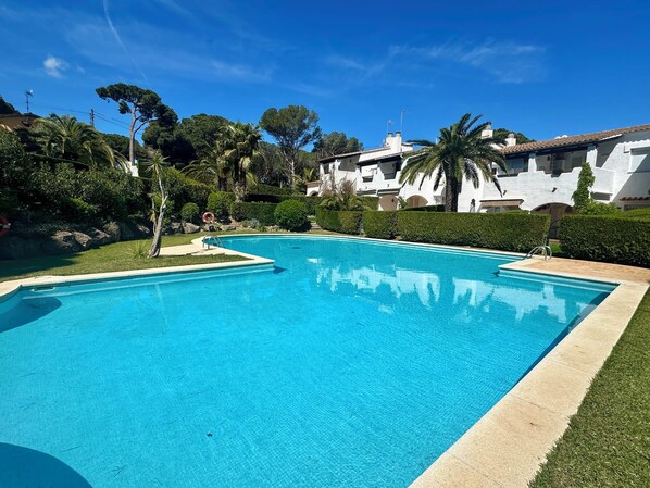 Terraced house 5 minutes from Platja de Pals-A/C.. COSTA BRAVA