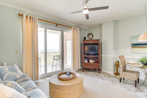 Living Room | Queen Sleeper Sofa | Central A/C & Heating