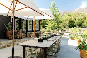 Outdoor dining