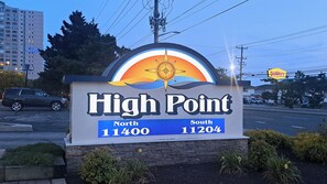 High Point North street sign