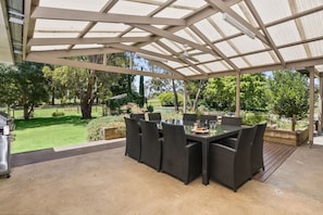 Outdoor dining