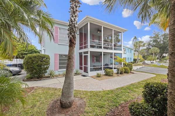 Casita Coconut comprises the second story