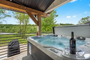 Bain à remous extérieur