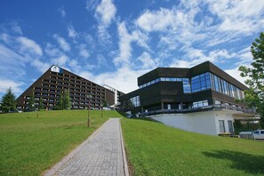 Außenseite Ferienhaus [Sommer]