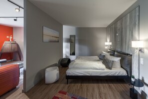 Ferienwohnung Schwalbenblick modernes Doppelbett im Lederlook