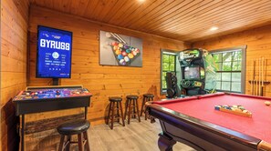 Spielezimmer