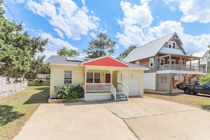 Shell'd Inn - Shell'd Inn is waiting for your next OBX vacation!