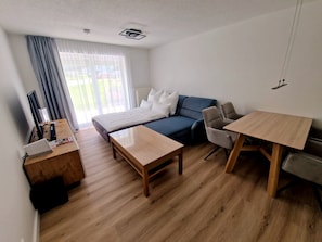 Schlafsofa (140x 200 cm) mit Topper