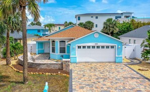 Front Entrance with attached garage!