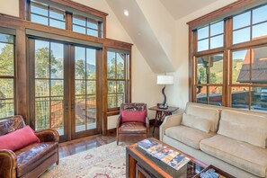 12 Trails Edge - Unit 5 - By Curate Telluride-  living room 3