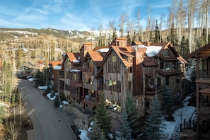 12 Trails Edge - Unit 5 - By Curate Telluride