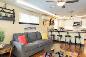 232 Claressa – Living Room